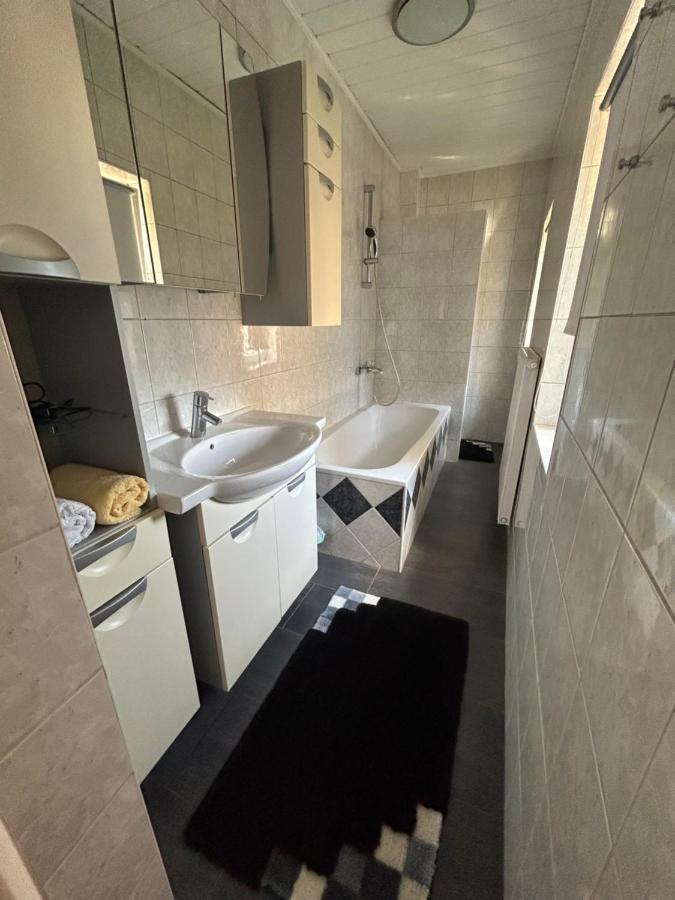 קלגנפורט Grosse Ferienwohnung מראה חיצוני תמונה